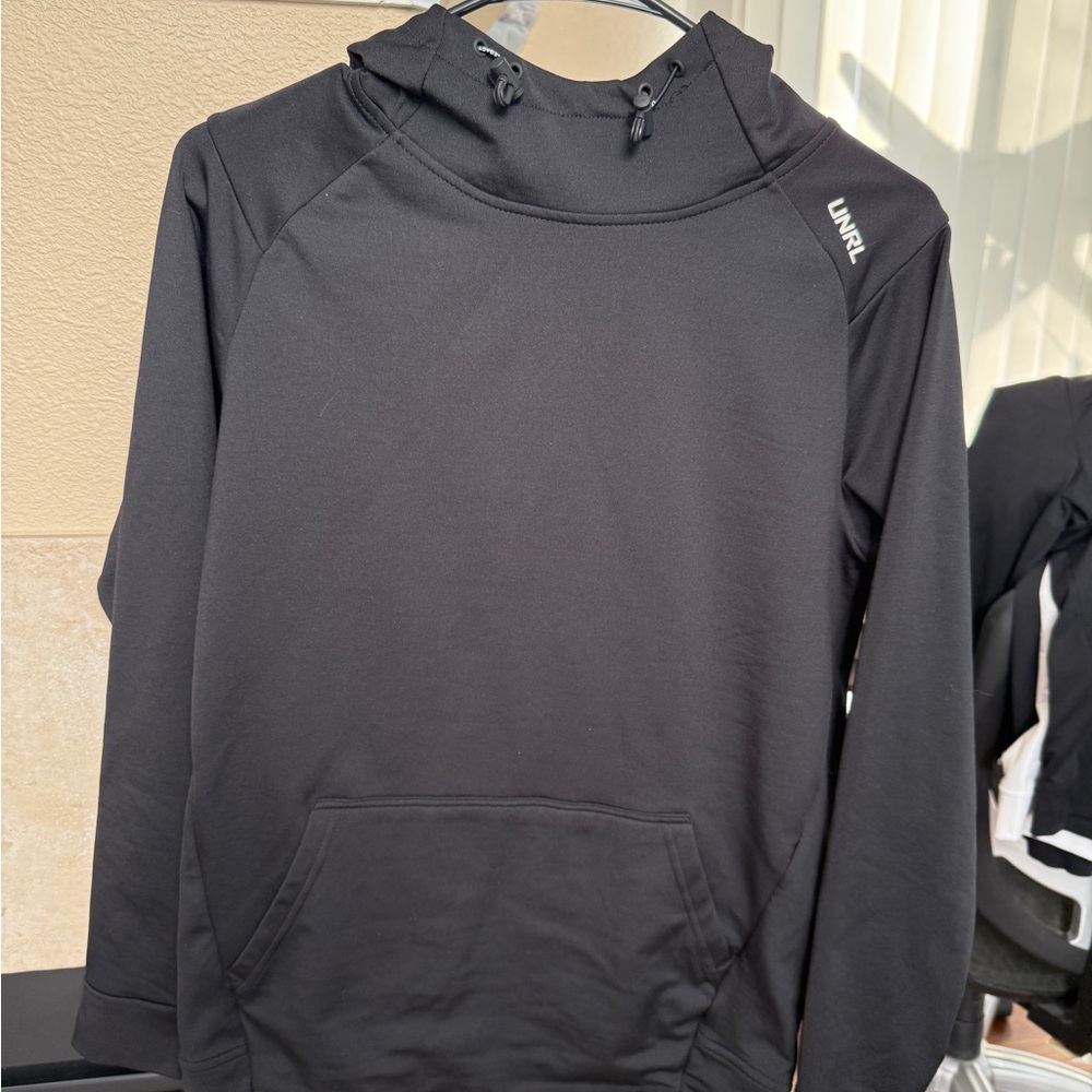 UNRL Crossover Hoodie II Men’s XS in black (NWOT)